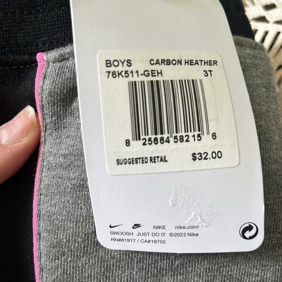 Nike Shorts Size 3T - Picture 5 of 5